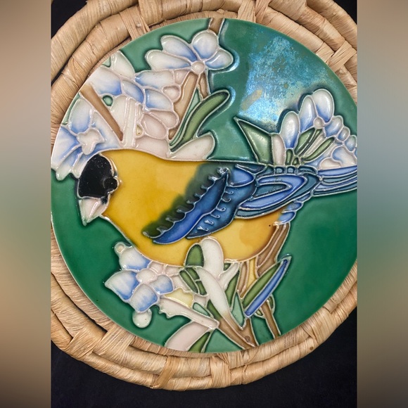 Hanging Goldfinch Bird Floral Tile Art Trivet on Rattan Vibrant Colors - Picture 5 of 6